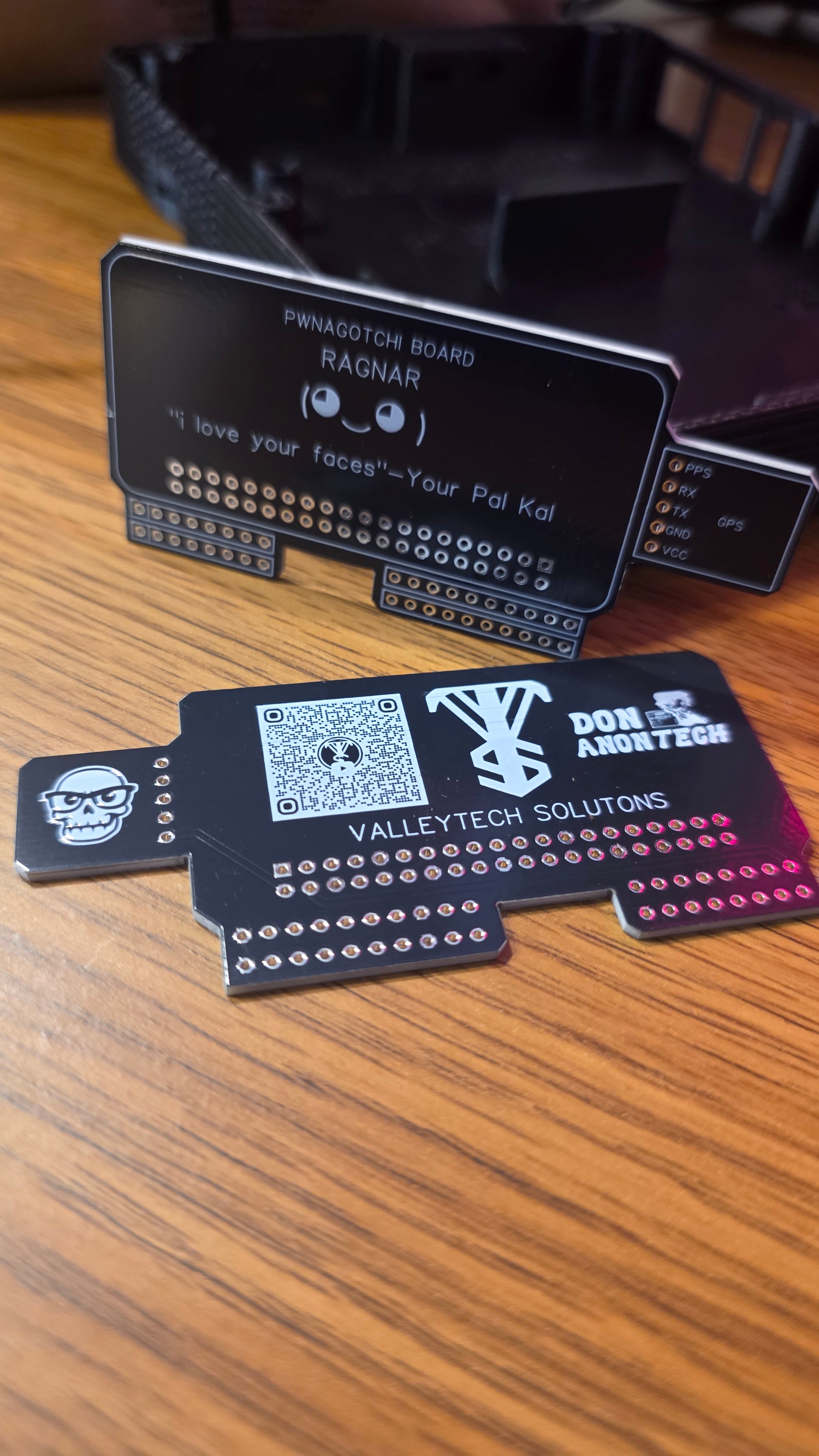 Flipper Zero Pwnagotchi/Ragnar GPIO Board – Valleytech Custom